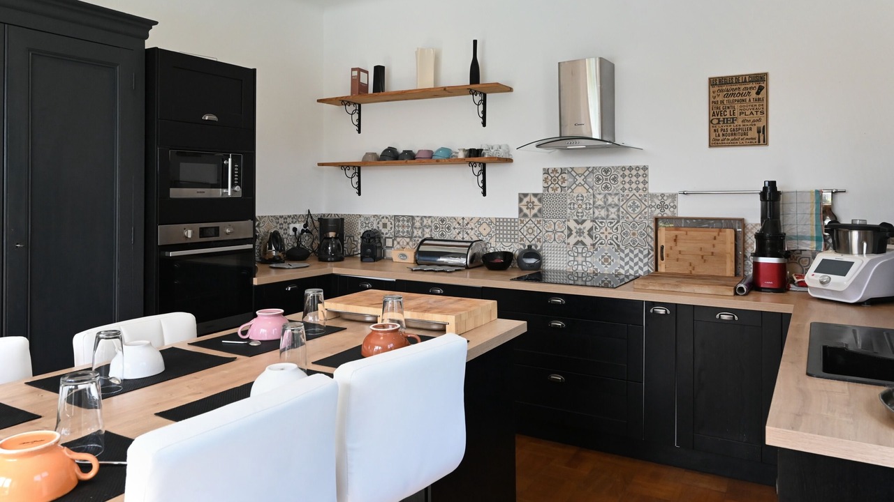 Photo of Kitchen in Meschers-sur-Gironde