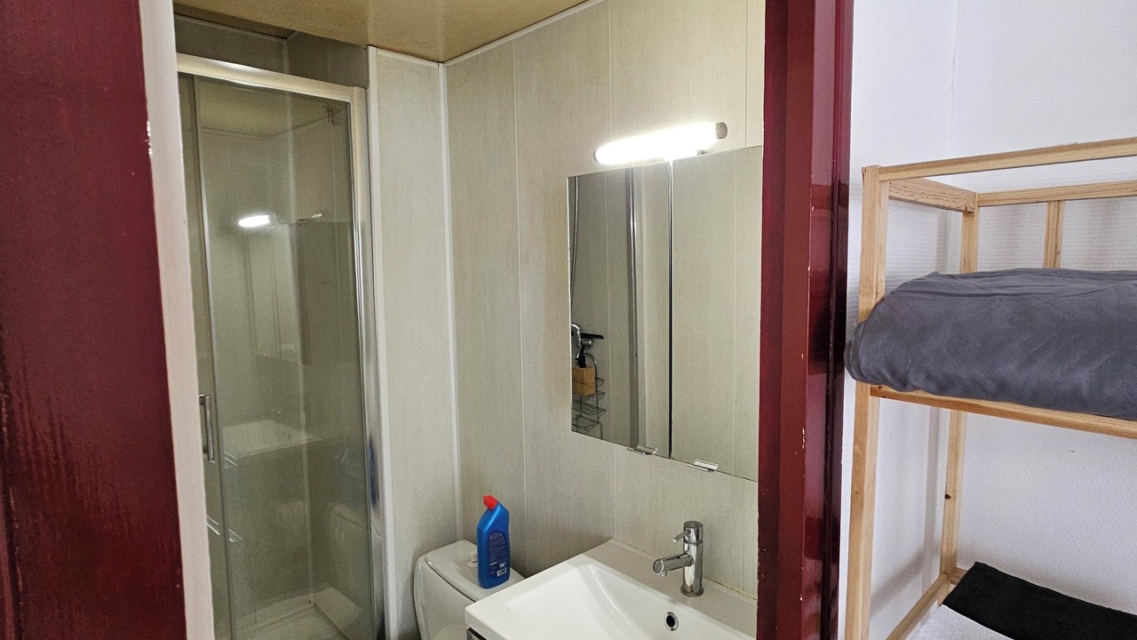 Photo of Bathroom in Saint Seurin - Fondaudege
