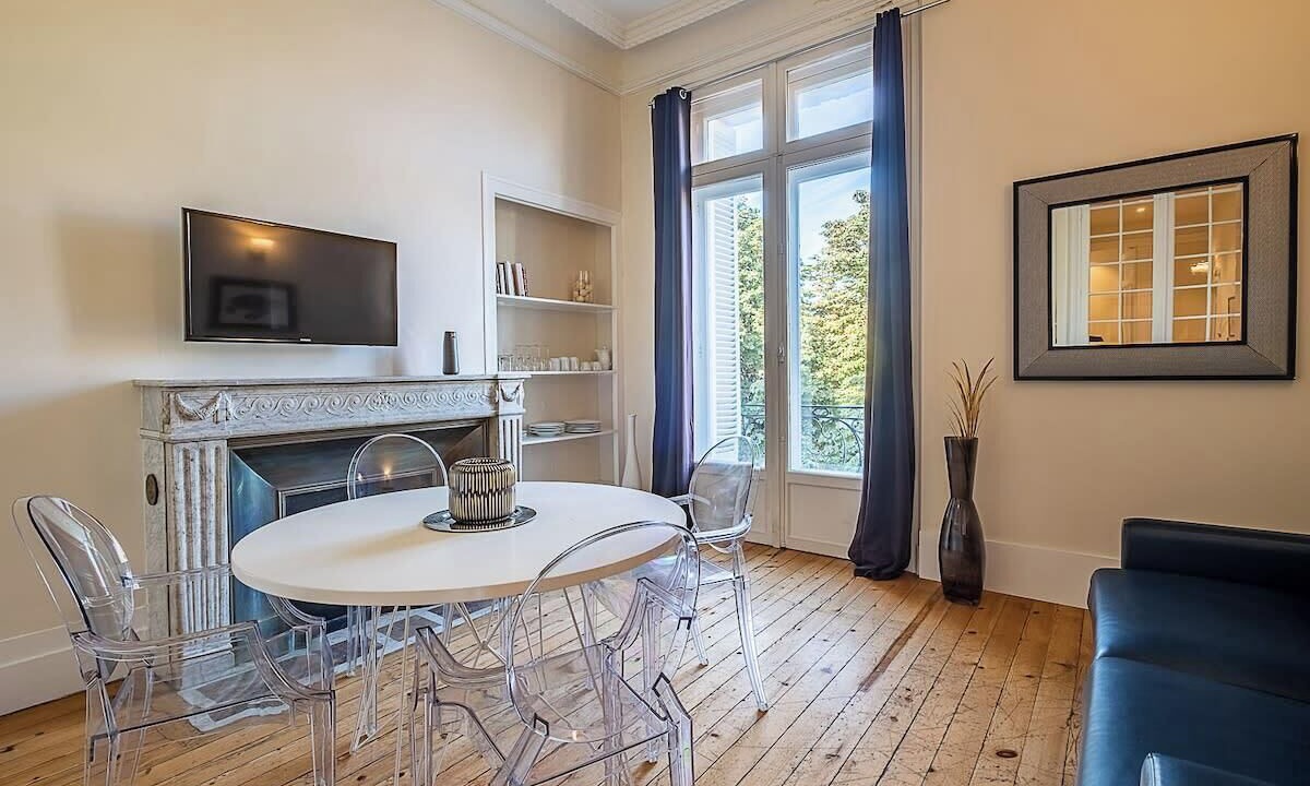 Photo of Livingroom in Bordeaux City Centre