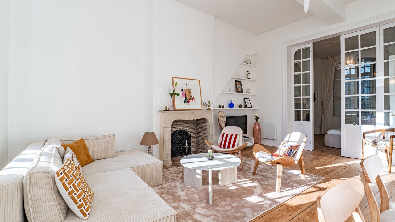 Photo of Livingroom in Hotel de Ville - Quinconces