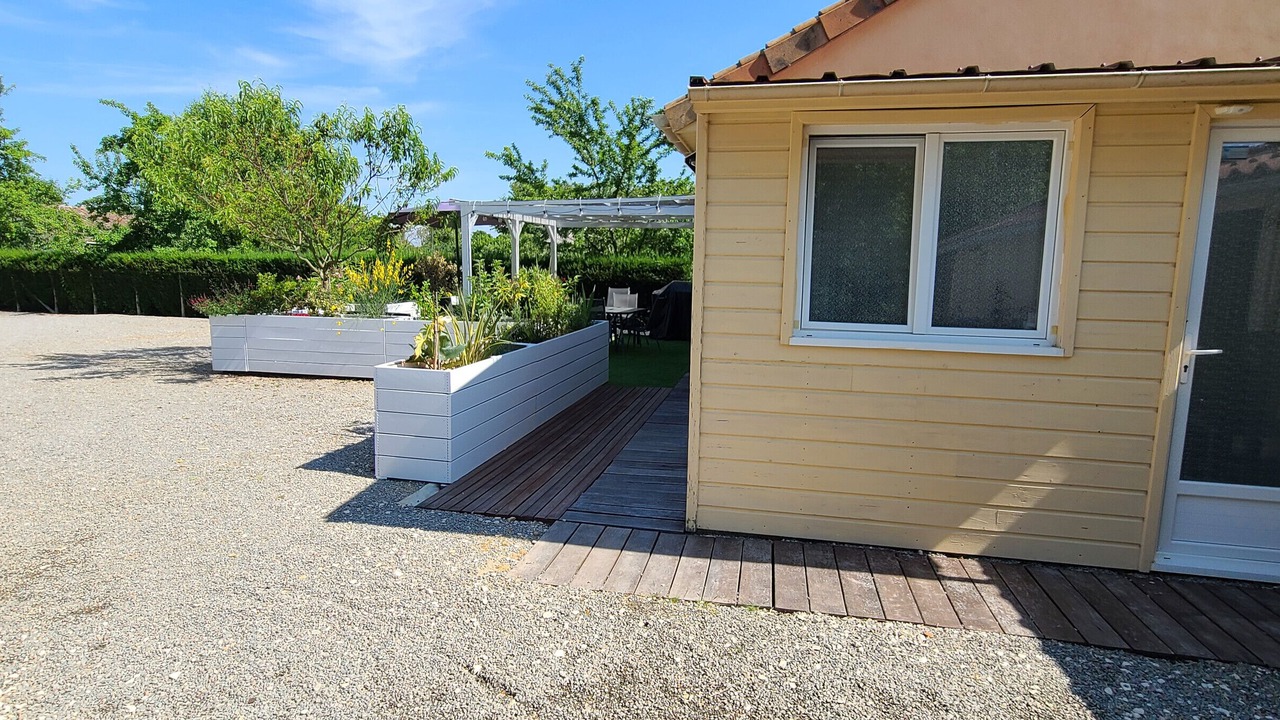 Photo of Outdoor in Montjean
