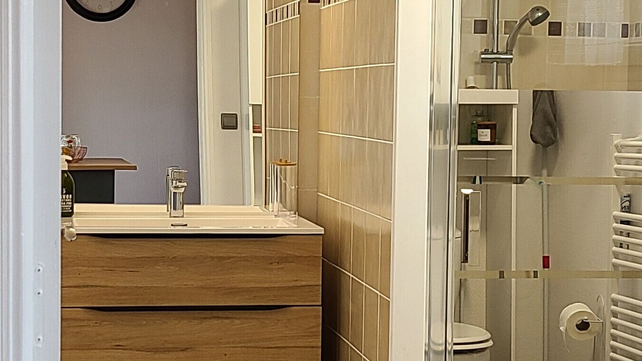 Photo of Bathroom in Montjean