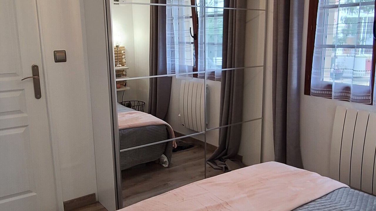 Photo of Bedroom in Montjean