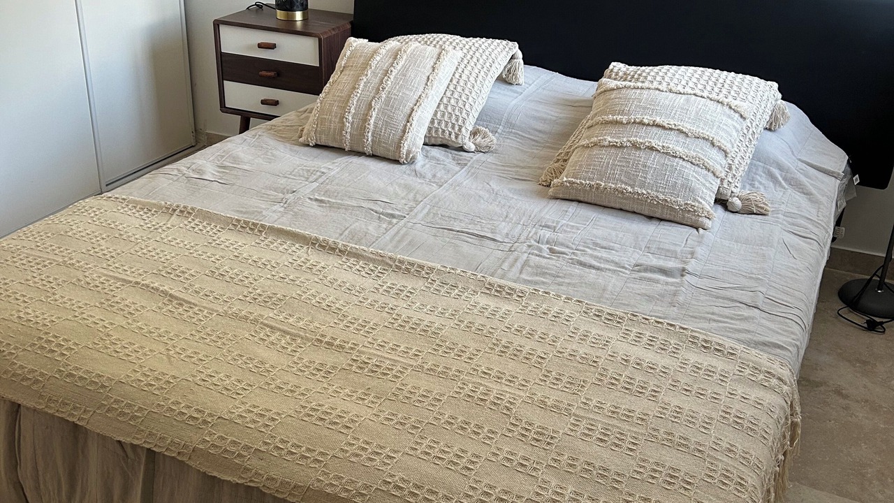 Photo of Bedroom in Morieres-les-Avignon