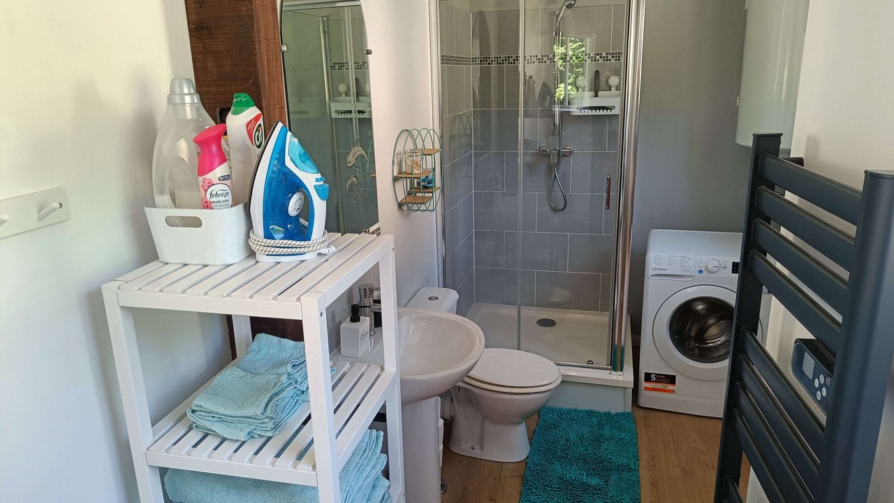 Photo of Bathroom in Vernoux-en-Gatine