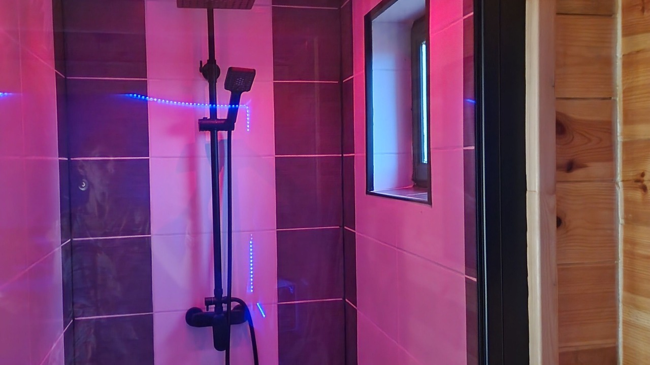 Photo of Bathroom in Saint-Aigulin