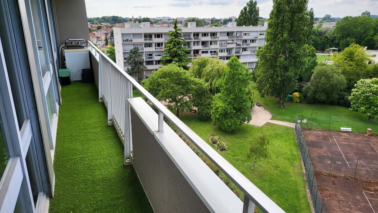 Photo of Outdoor in Le Bouscat