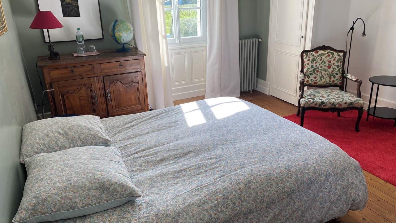 Photo of Bedroom in Saint-Seurin-De-Cursac