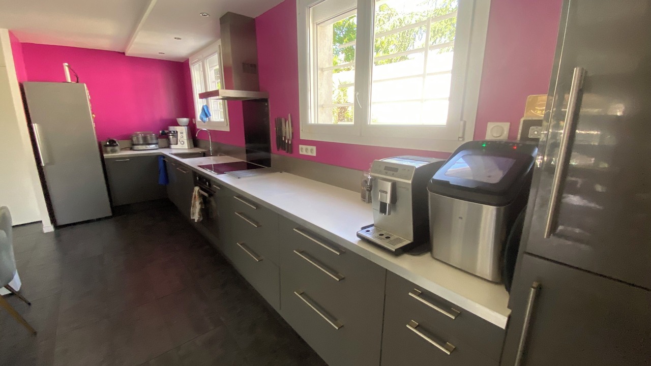 Photo of Kitchen in Carnoux-en-Provence