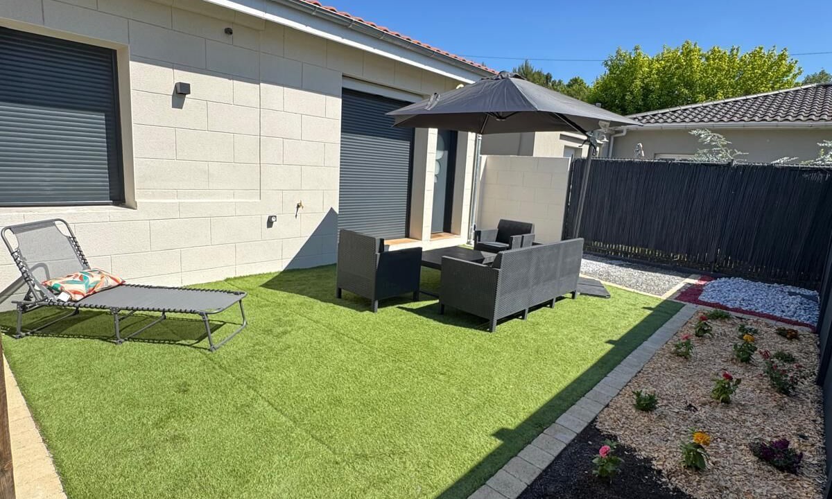 Photo of Patio Balcony in Villenave-d'Ornon