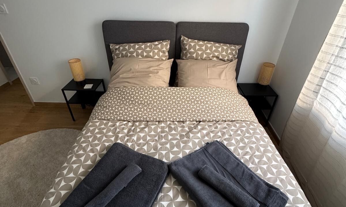 Photo of Bedroom in Villenave-d'Ornon