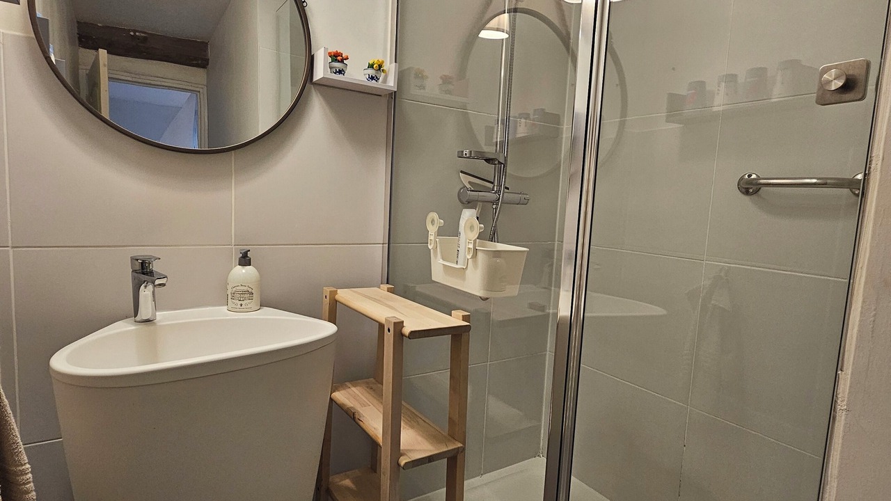 Photo of Bathroom in Genouille