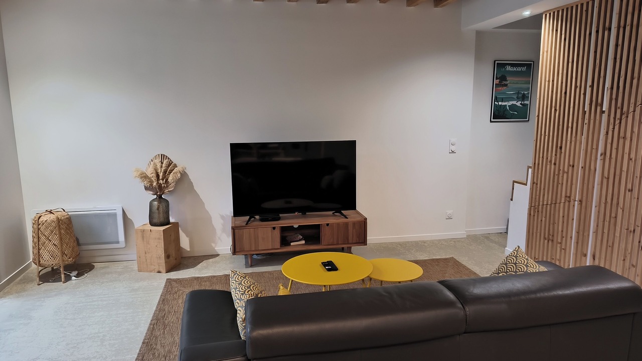 Photo of Livingroom in Arveyres
