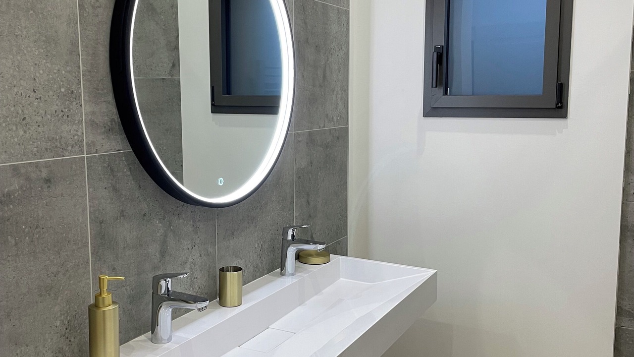 Photo of Bathroom in Arveyres