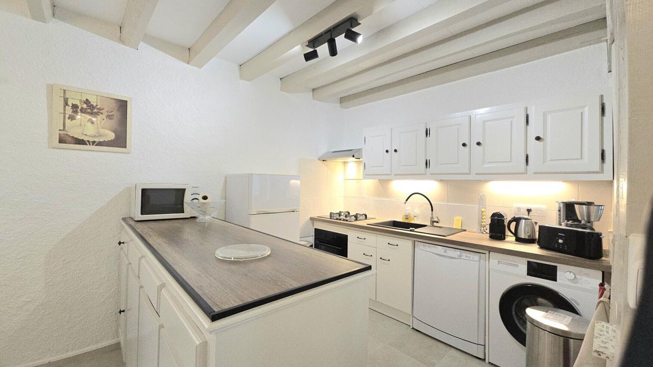 Photo of Kitchen in Ginestet
