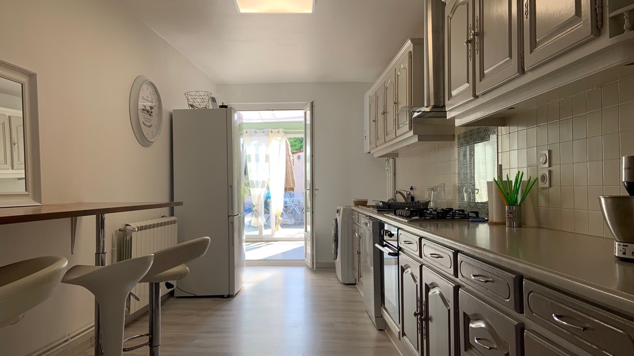 Photo of Kitchen in Saint-Hippolyte