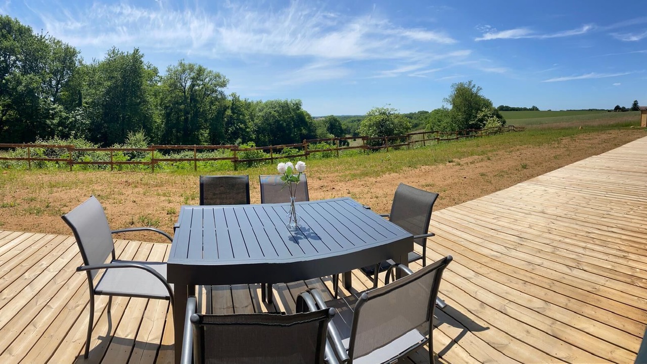 Photo of Outdoor in Saint-Avit-Senieur