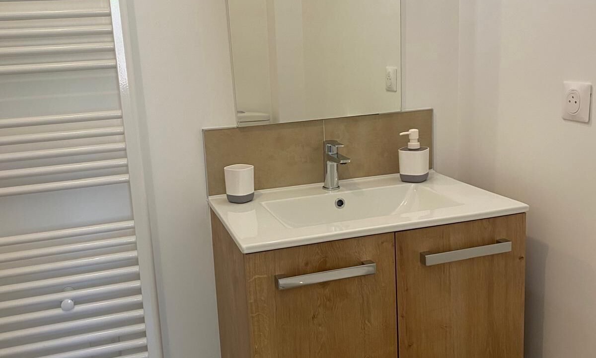 Photo of Bathroom in Saint-Avit-Senieur