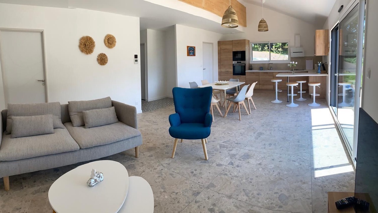 Photo of Livingroom in Saint-Avit-Senieur