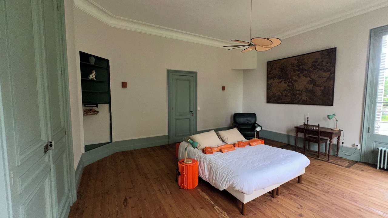 Photo of Bedroom in Fronsac