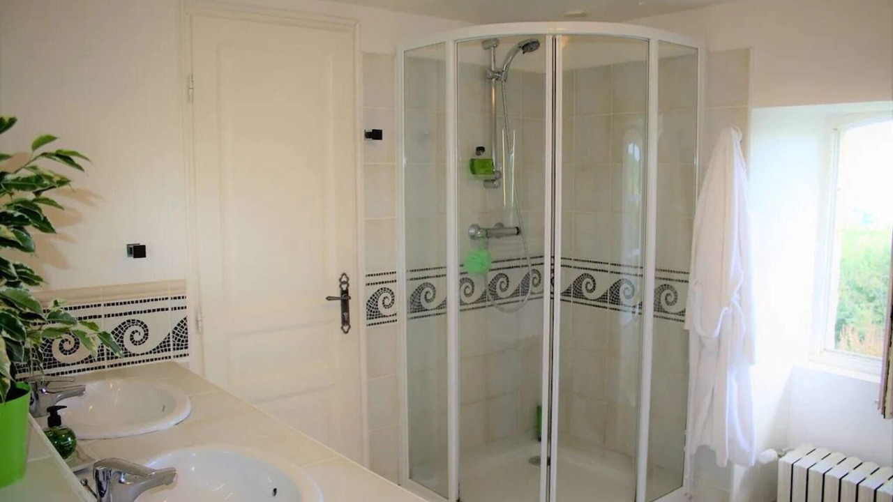 Photo of Bathroom in Molieres