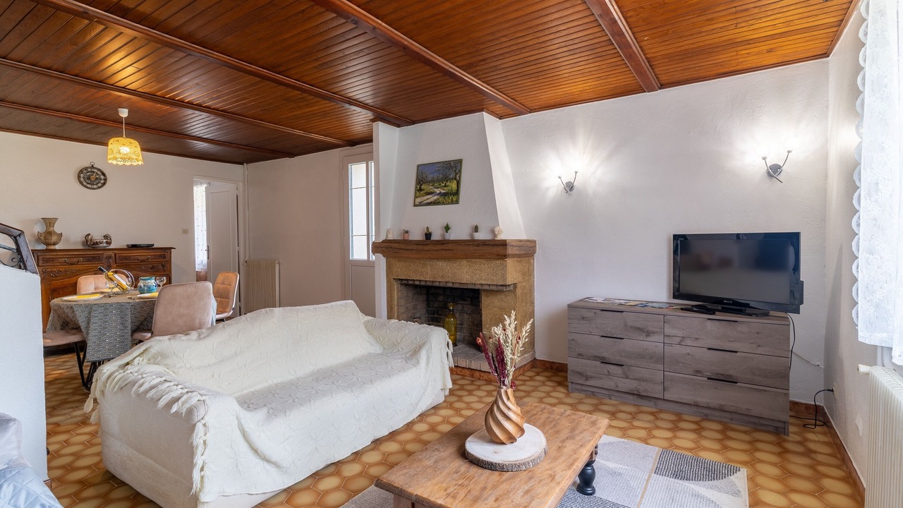 Photo of Livingroom in Rousset
