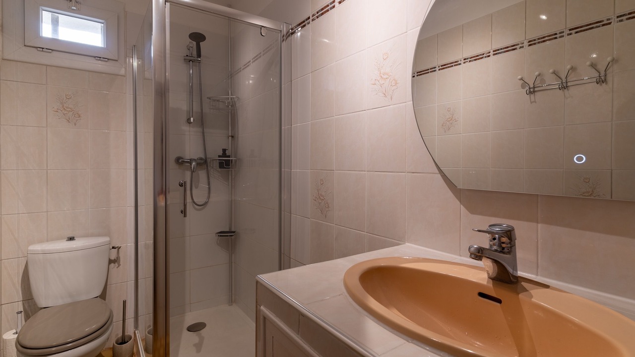 Photo of Bathroom in Rousset
