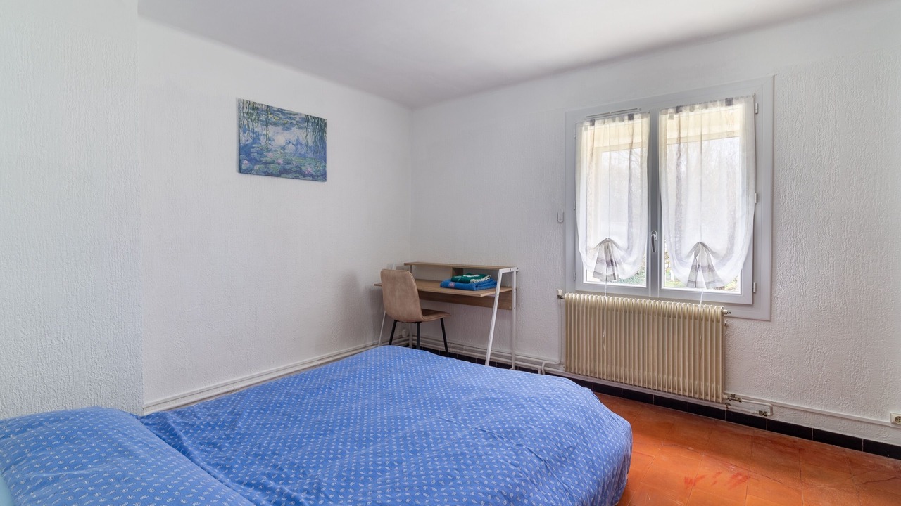 Photo of Bedroom in Rousset