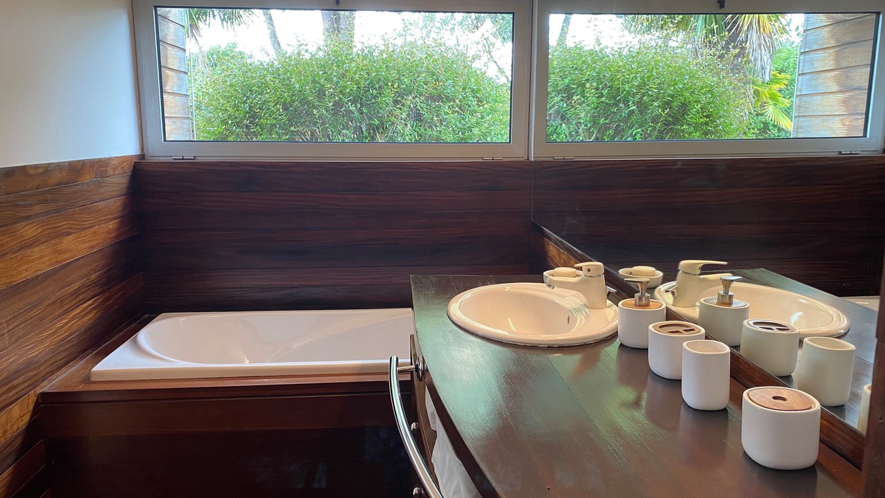Photo of Bathroom in Ares
