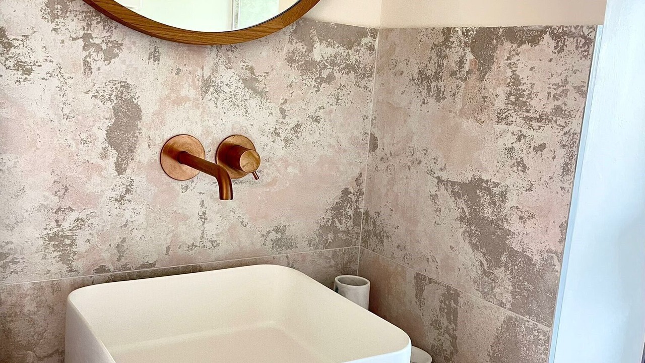 Photo of Bathroom in Ares