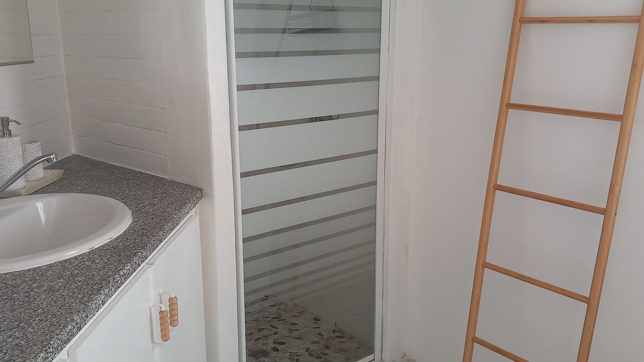 Photo of Bathroom in Macqueville