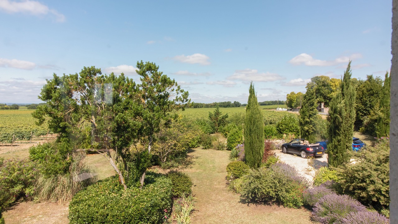 Photo of Outdoor in Macqueville