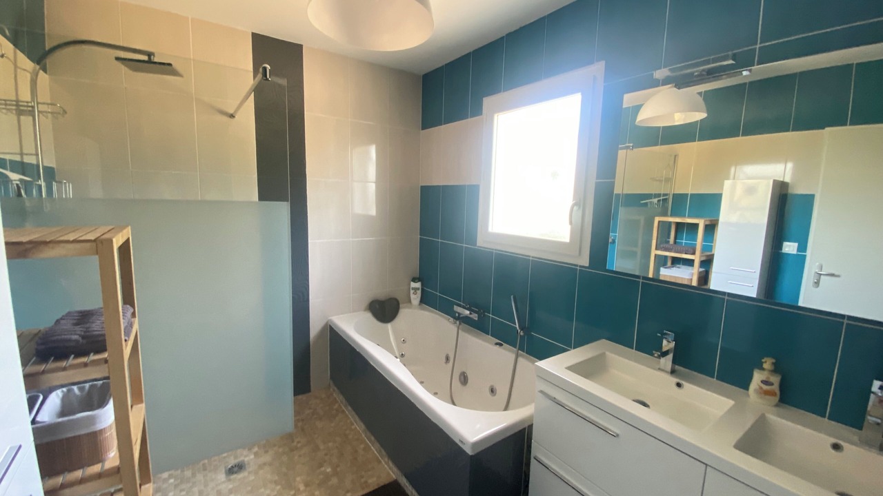 Photo of Bathroom in Audenge