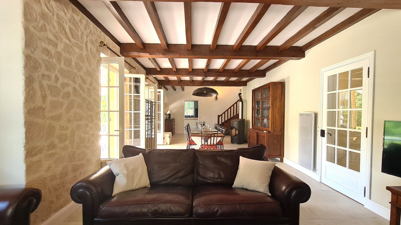 Photo of Livingroom in Cenac-et-Saint-Julien