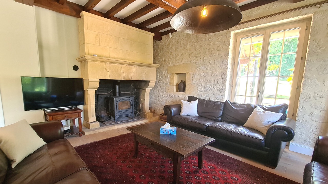 Photo of Livingroom in Cenac-et-Saint-Julien