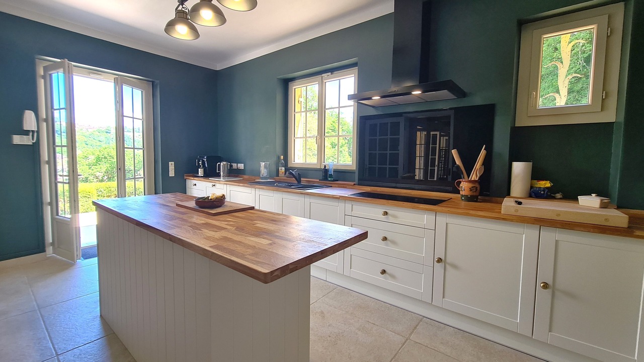 Photo of Kitchen in Cenac-et-Saint-Julien