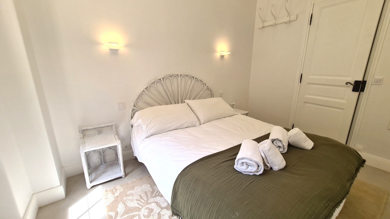 Photo of Bedroom in Cenac-et-Saint-Julien