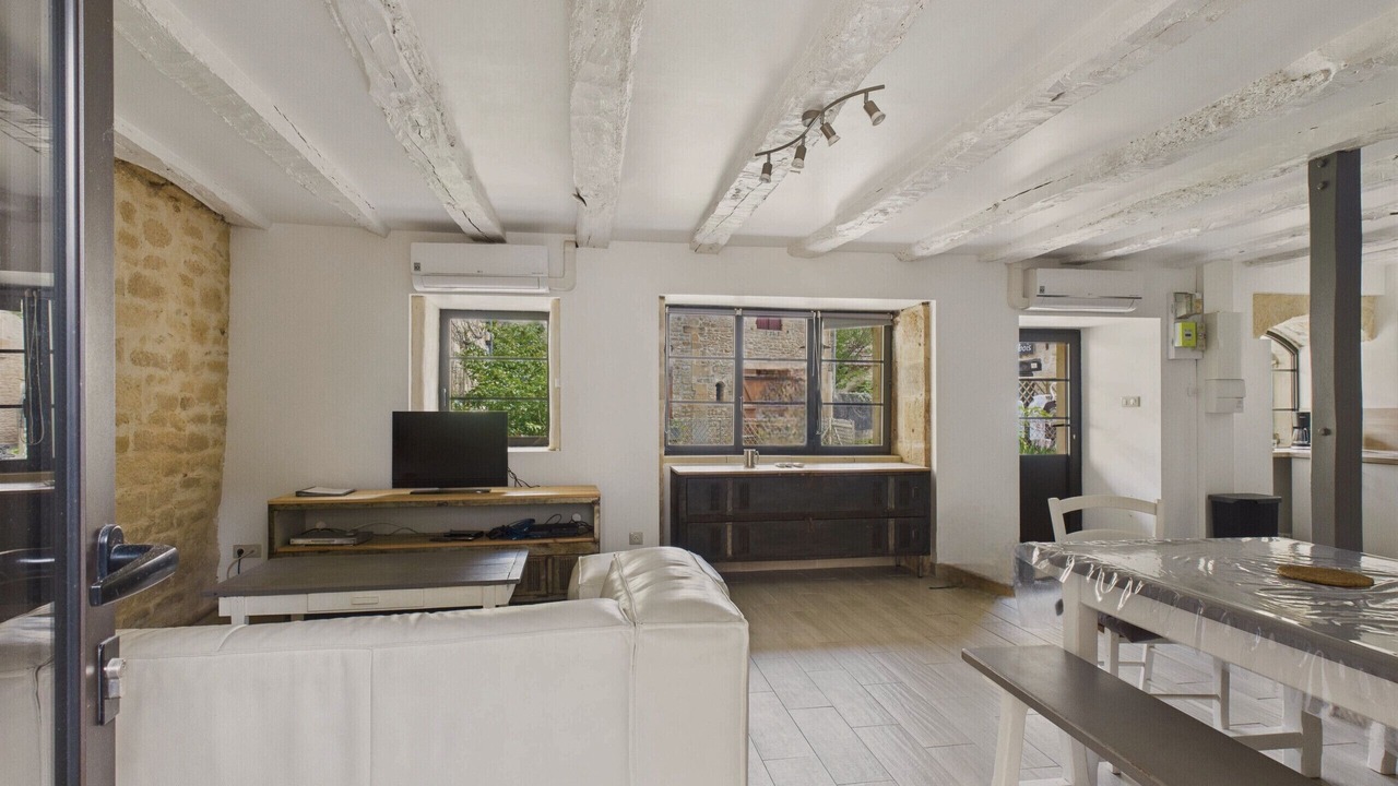 Photo of Livingroom in Saint-Leon-sur-Vezere