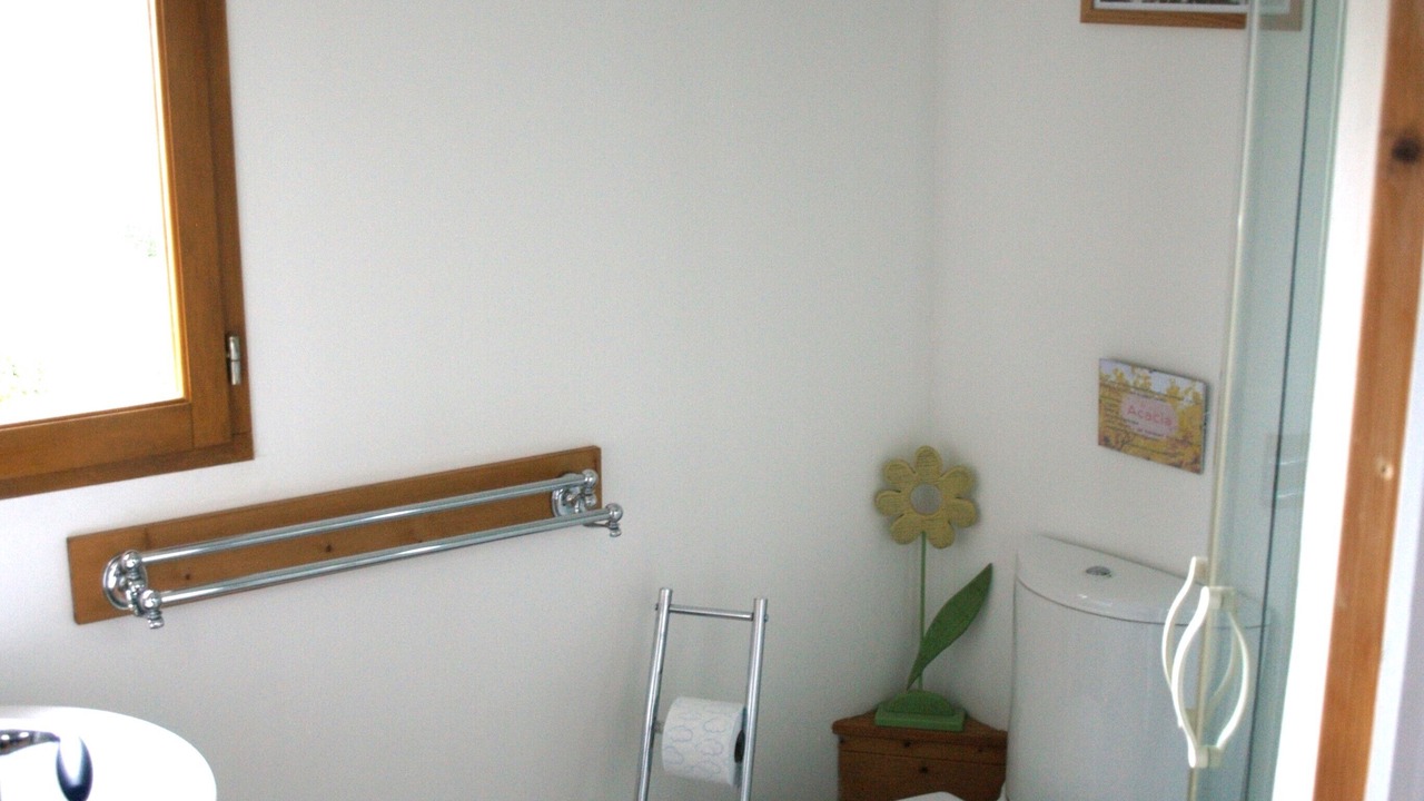 Photo of Bathroom in Cherbonnieres