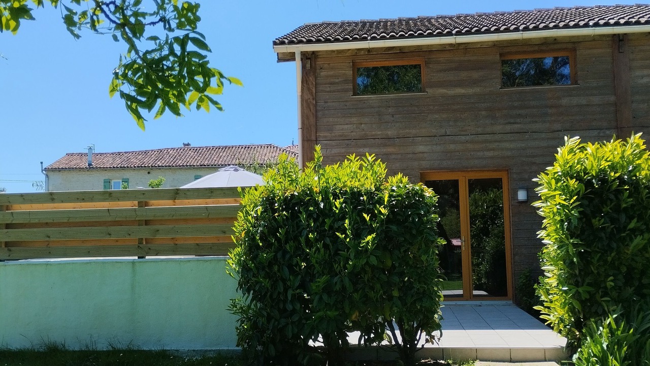 Photo of Outdoor in Cherbonnieres