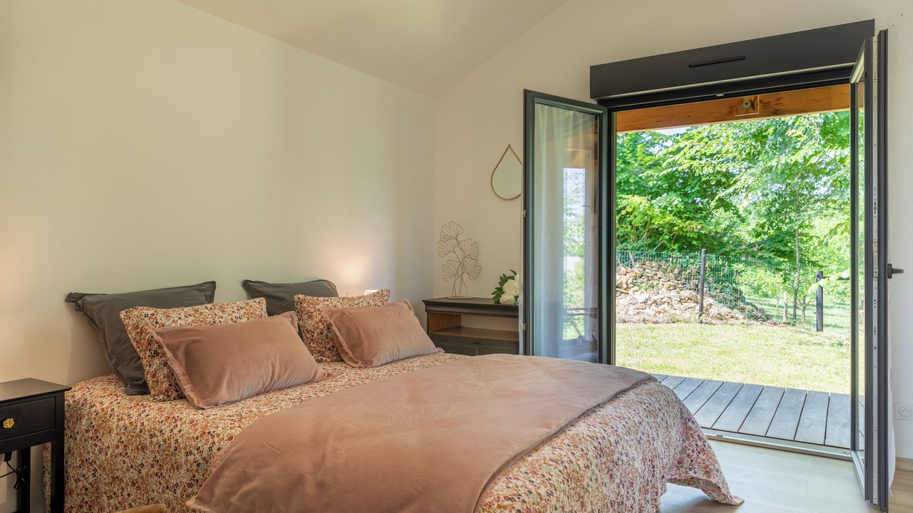 Photo of Bedroom in Le Buisson-de-Cadouin
