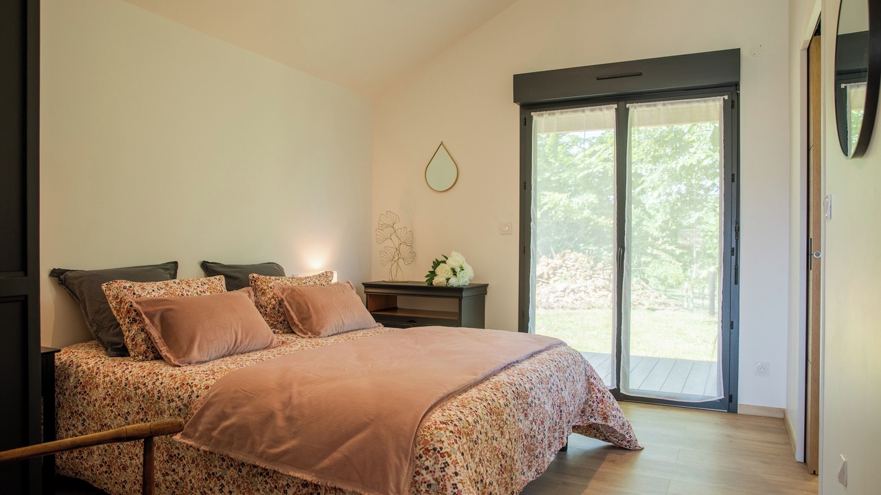 Photo of Bedroom in Le Buisson-de-Cadouin