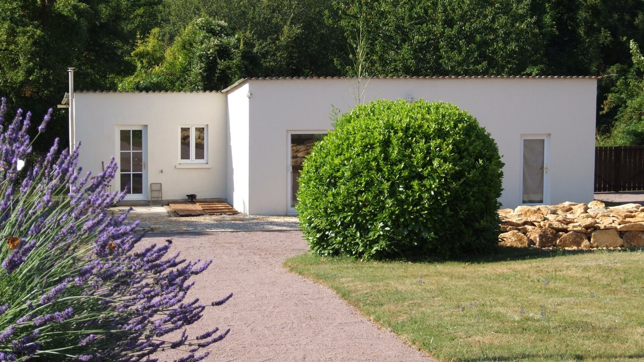 Photo of Outdoor in Cravans