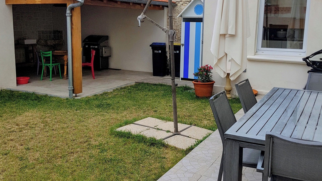 Photo of Outdoor in Port District