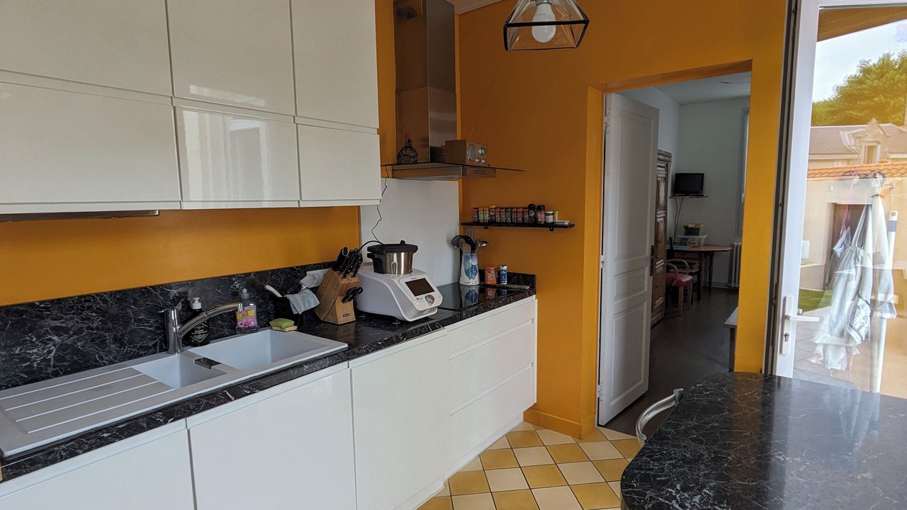 Photo of Kitchen in Port District