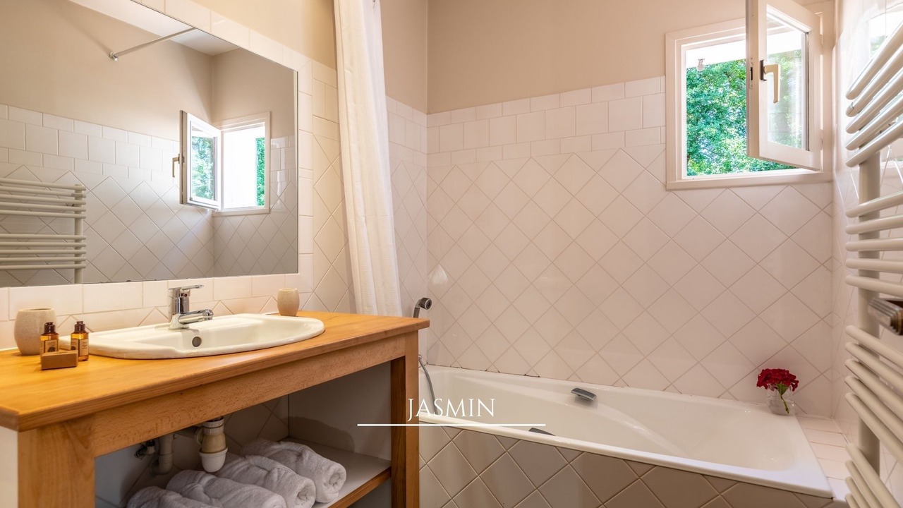 Photo of Bathroom in Arcangues