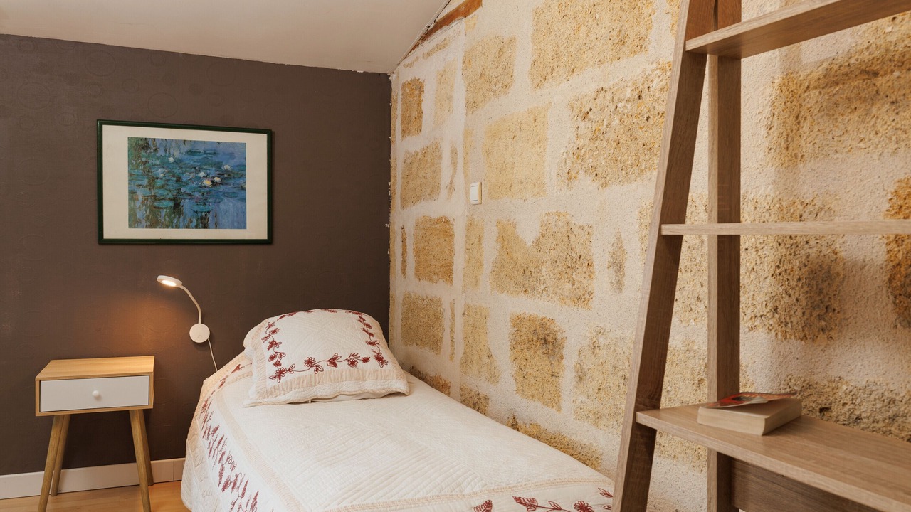Photo of Bedroom in Saint-Andre-de-Cubzac