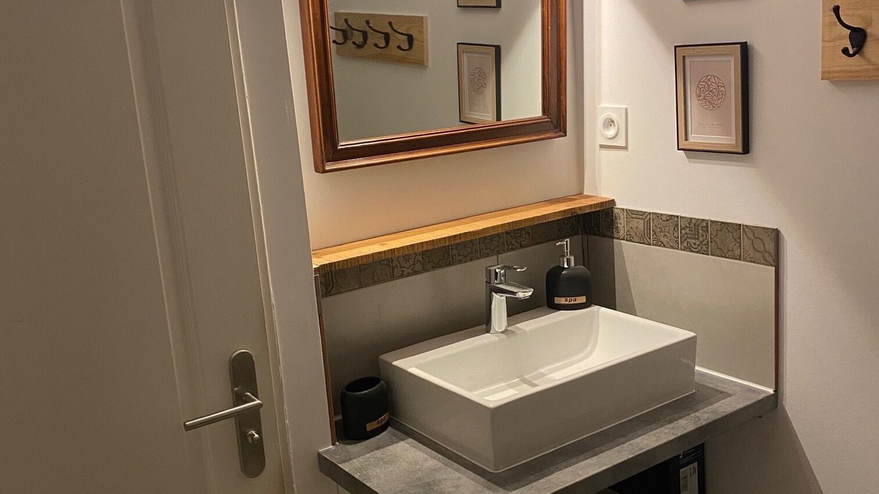 Photo of Bathroom in Varzay