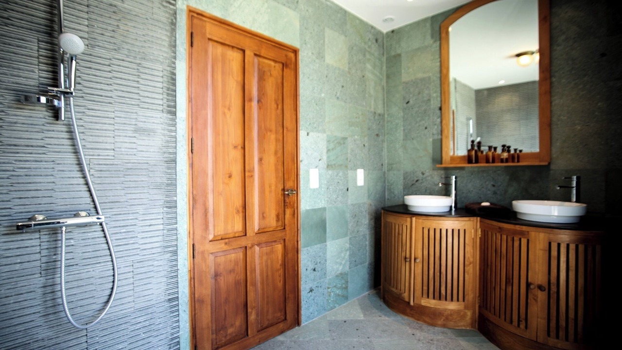 Photo of Bathroom in Sarlat-la-Caneda
