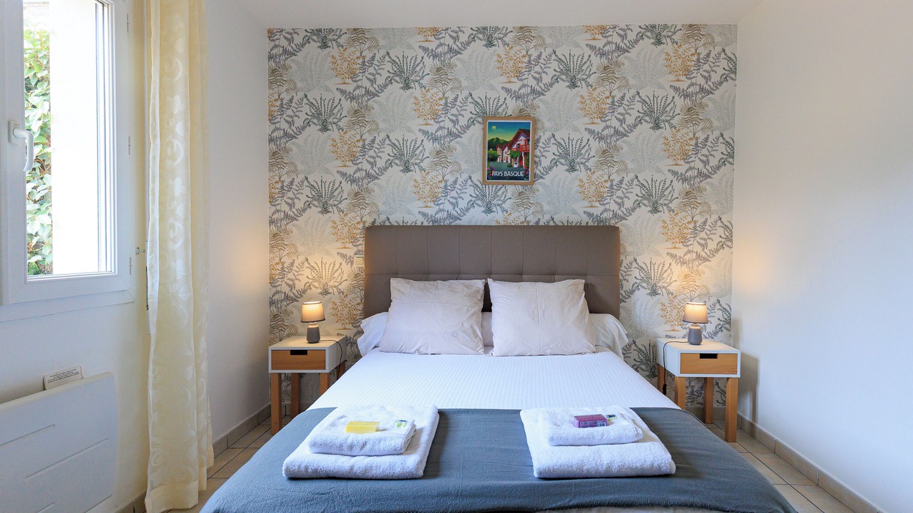 Photo of Bedroom in Messanges